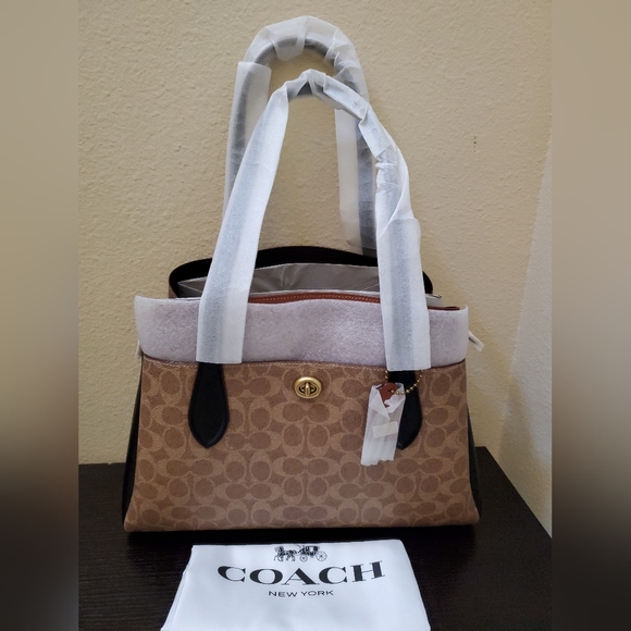 Coach Lora Caryall In Colorblock Signature Canvas - Picture 7 of 16